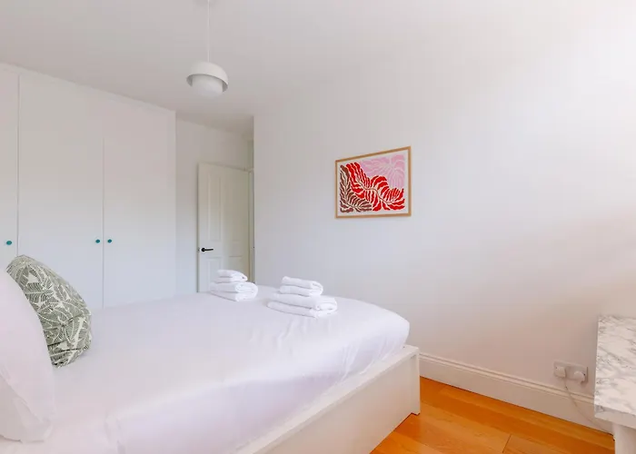 Unique 3Bd Flat In Hoxton With Private Garden