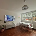 Unique 3Bd Flat In Hoxton With Private Garden
