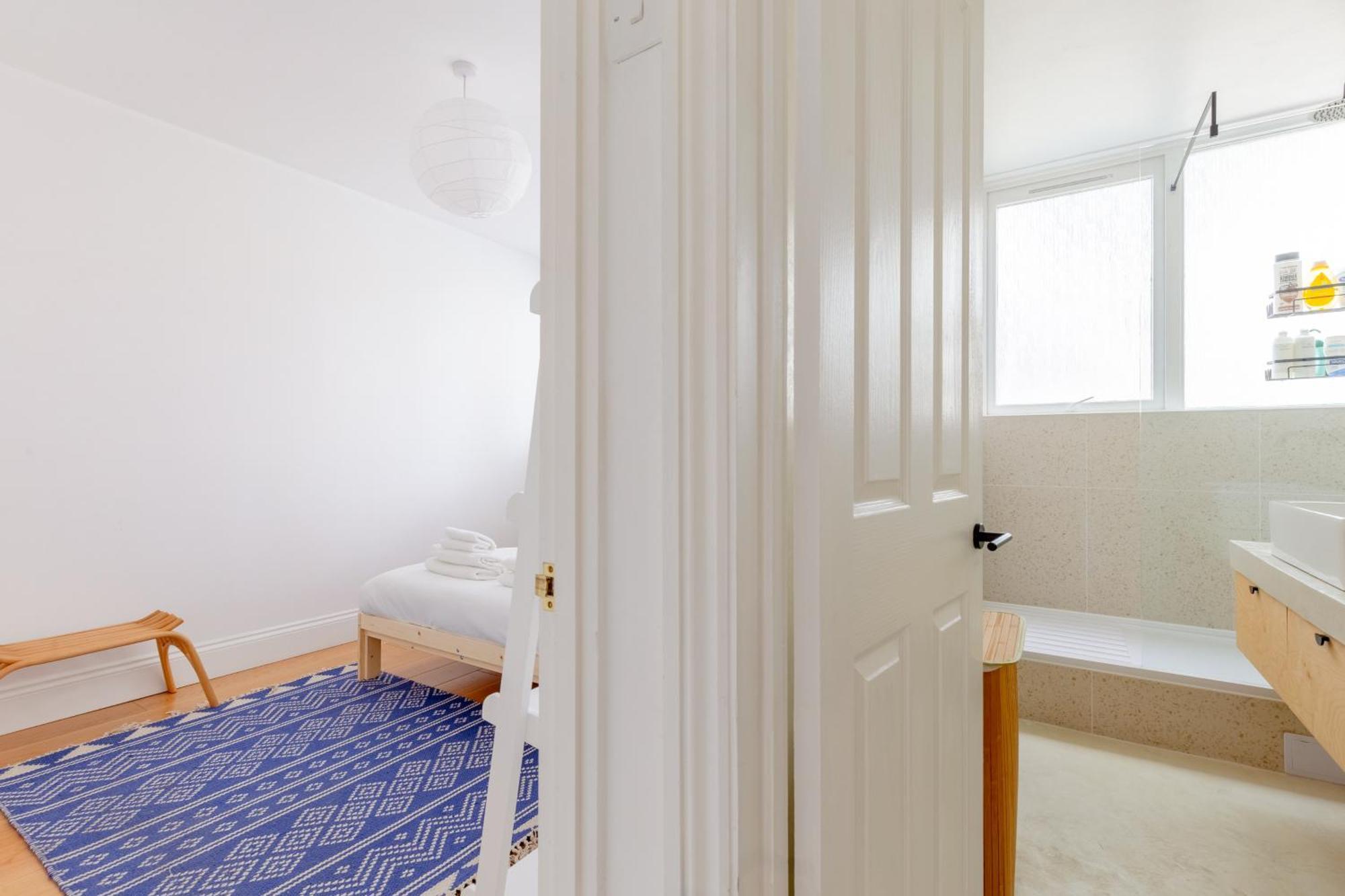 Unique 3bd Flat In Hoxton With Private Garden Apartment